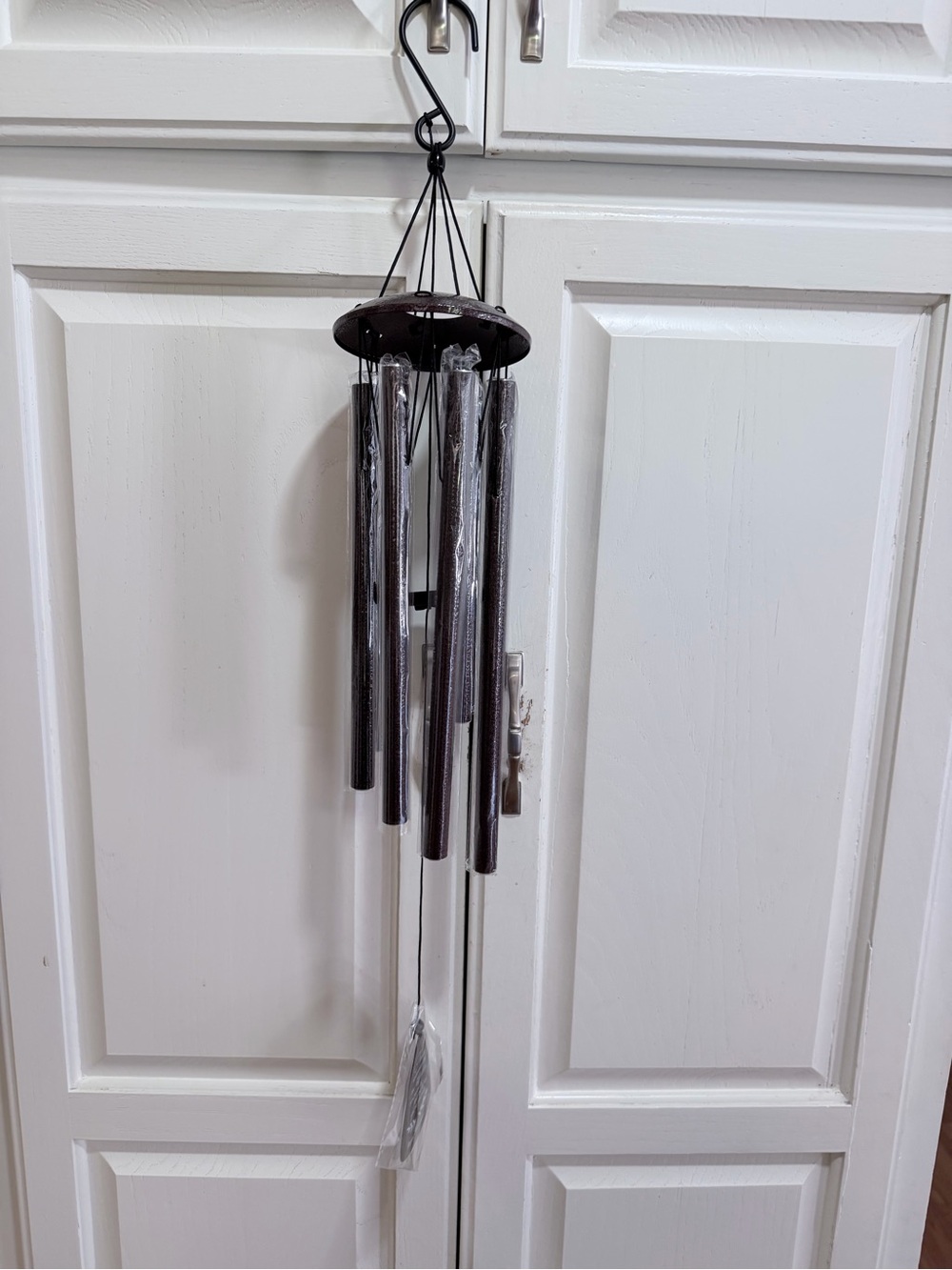 Outdoor Black Wind Chime with Rich Tones